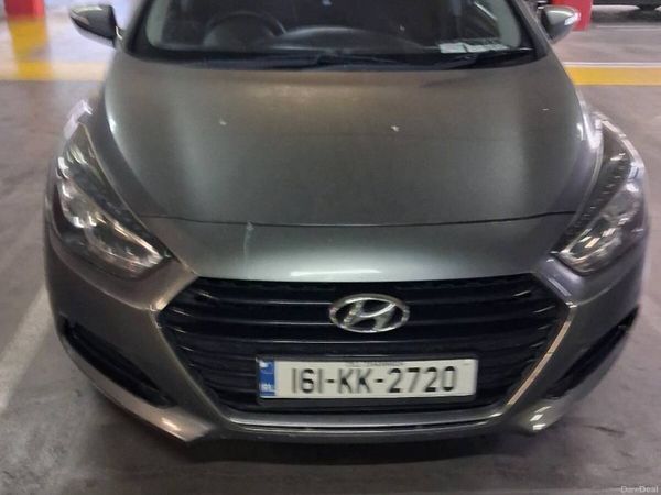 Hyundai i40 Saloon, Diesel, 2016, Silver