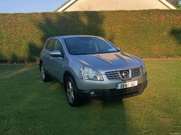 Nissan Qashqai Hatchback, Diesel, 2009, Silver