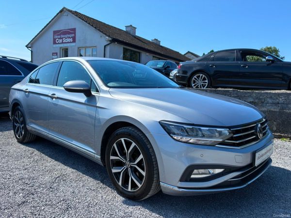 Volkswagen Passat Saloon, Diesel, 2022, Grey