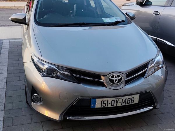 Toyota Auris Hatchback, Diesel, 2015, Grey