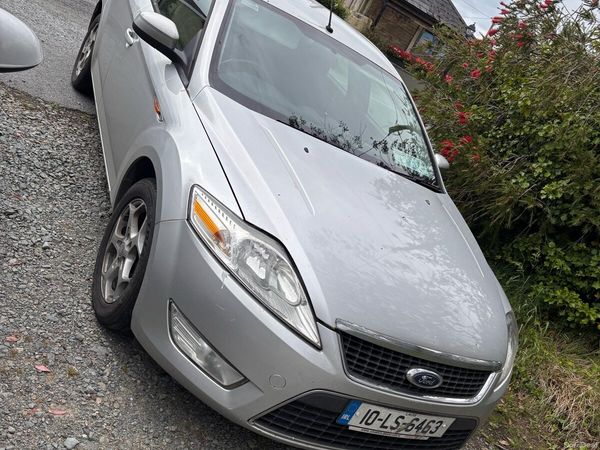 Ford Mondeo Hatchback, Diesel, 2010, Silver