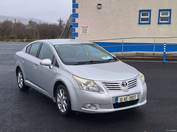 Toyota Avensis Saloon, Diesel, 2010, Silver