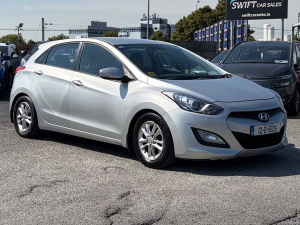 Hyundai i30 MPV, Diesel, 2012, Silver