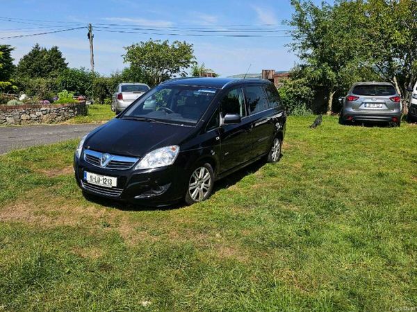 Vauxhall Zafira MPV, Diesel, 2011, Black