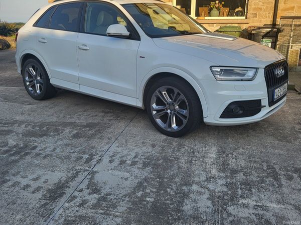 Audi Q3 SUV, Diesel, 2014, White