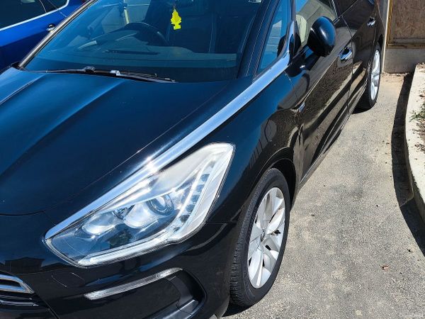 Citroen DS 5 Hatchback, Diesel Hybrid, 2013, Black