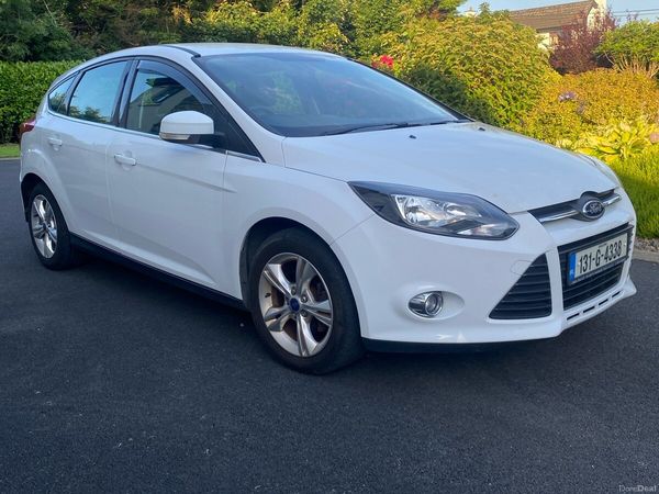 Ford Focus Hatchback, Petrol, 2013, White
