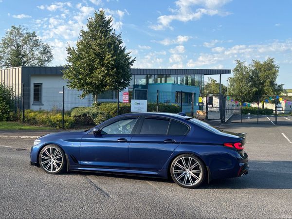 BMW 5-Series Saloon, Diesel, 2017, Blue