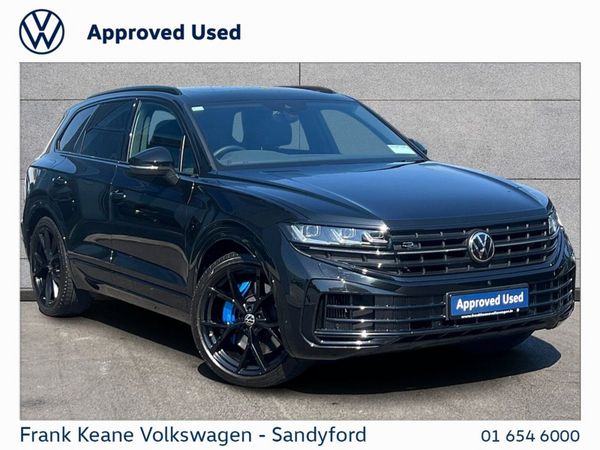 Volkswagen Touareg SUV, Petrol Plug-in Hybrid, 2024, Black