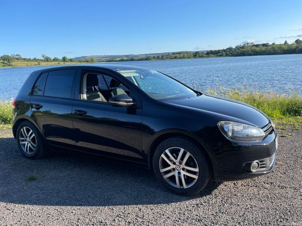 Volkswagen Golf Hatchback, Petrol, 2011, Black
