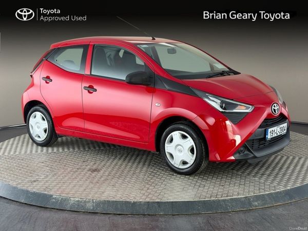 Toyota Aygo Hatchback, Petrol, 2019, Red