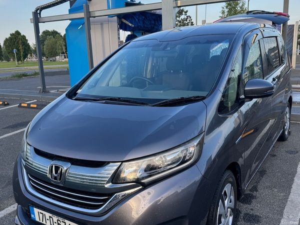 Honda Freed MPV, Petrol, 2017, Grey