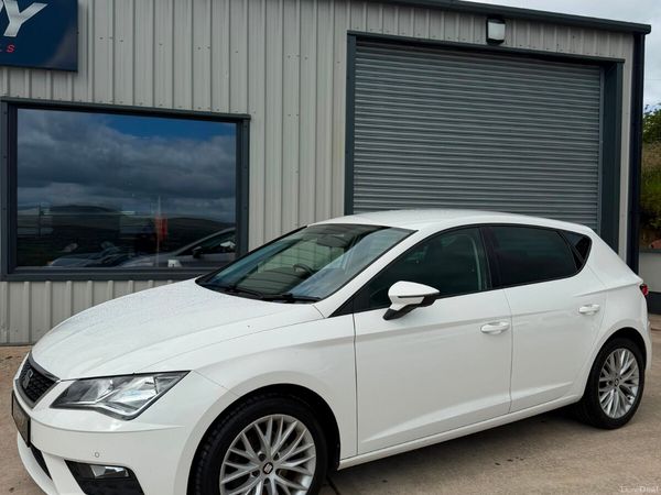SEAT Leon Hatchback, Petrol, 2020, Grey