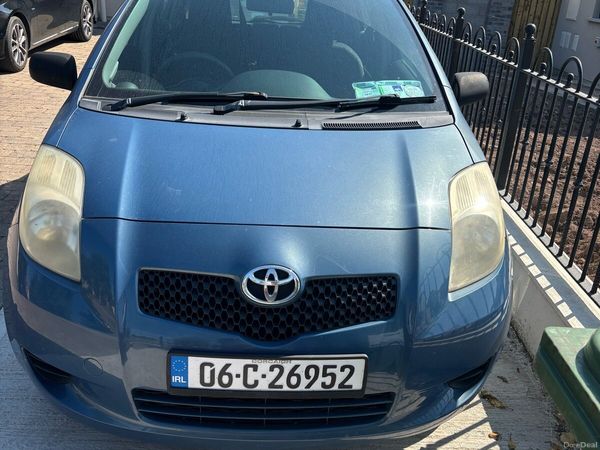 Toyota Yaris Hatchback, Petrol, 2006, Blue
