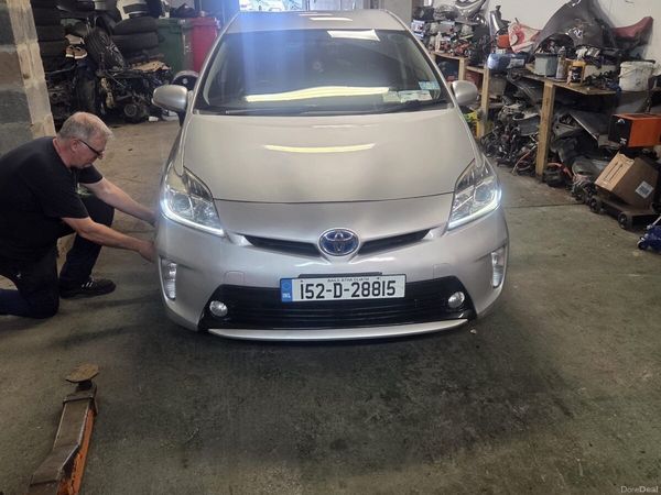 Toyota Prius Hatchback, Petrol Hybrid, 2015, Silver