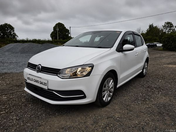 Volkswagen Polo Hatchback, Petrol, 2016, White