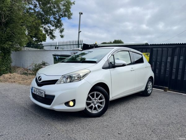 Toyota Vitz Hatchback, Petrol, 2014, White