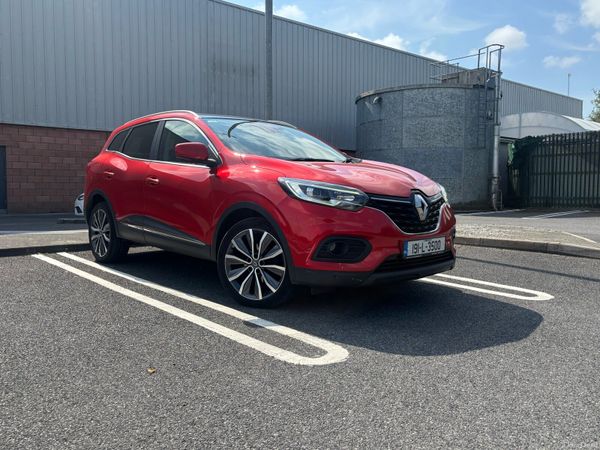 Renault Kadjar SUV, Diesel, 2019, Red