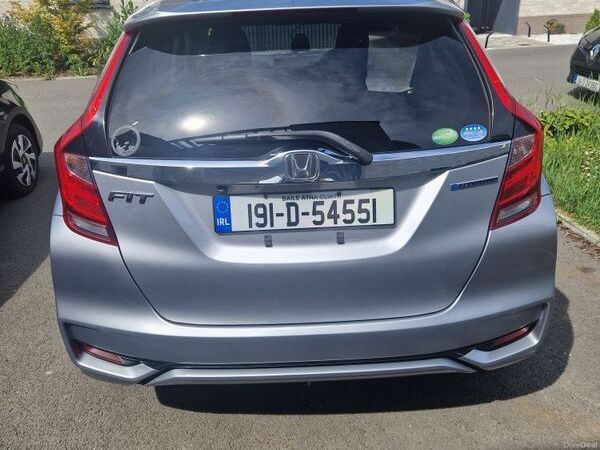 Honda Fit Hatchback, Petrol Hybrid, 2019, Silver