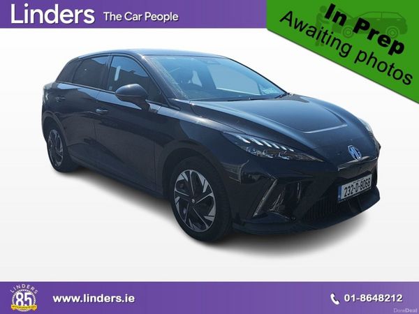MG MG4 Hatchback, Electric, 2023, Black