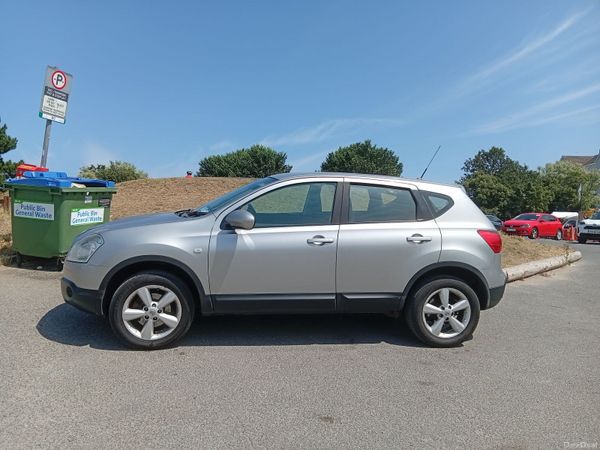 Nissan Qashqai Hatchback, Diesel, 2009, Silver