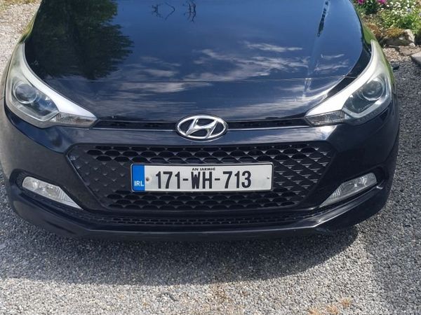 Hyundai i20 Hatchback, Diesel, 2017, Black