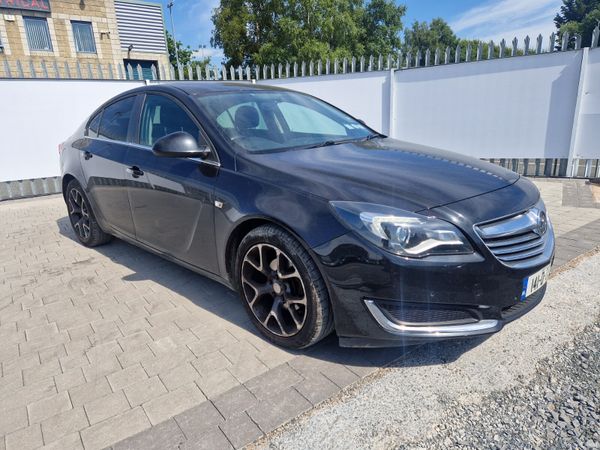 Vauxhall Insignia Hatchback, Diesel, 2014, Black