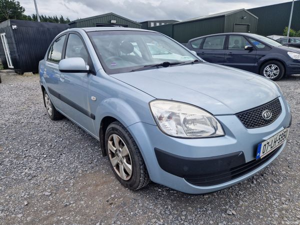 Kia Rio Saloon, Petrol, 2007, Silver