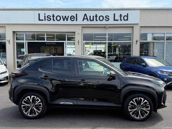 Toyota Yaris Cross SUV, Petrol Hybrid, 2023, Black