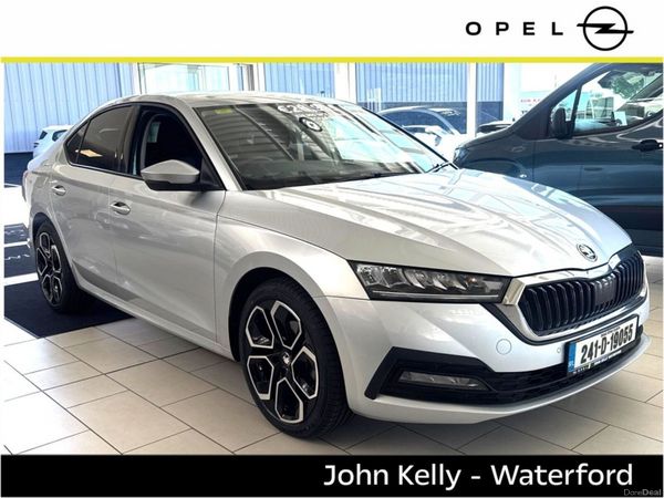 Skoda Octavia Saloon, Petrol Hybrid, 2024, Grey