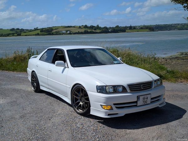 Toyota Chaser Saloon, Petrol, 1999, White