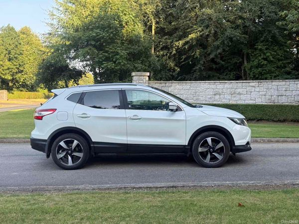 Nissan Qashqai SUV, Diesel, 2017, White