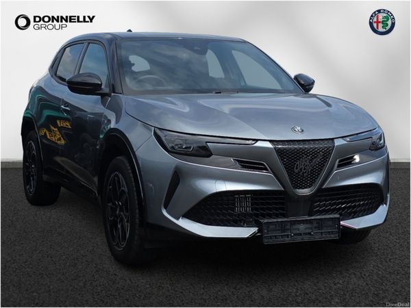 Alfa Romeo Junior Hatchback, Petrol, 2026, 