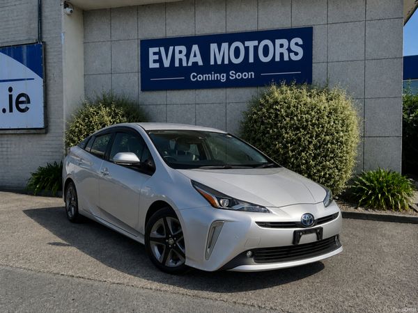 Toyota Prius Saloon, Petrol Hybrid, 2020, Silver
