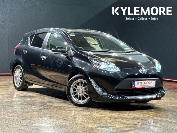Toyota Aqua Hatchback, Petrol Hybrid, 2020, Black