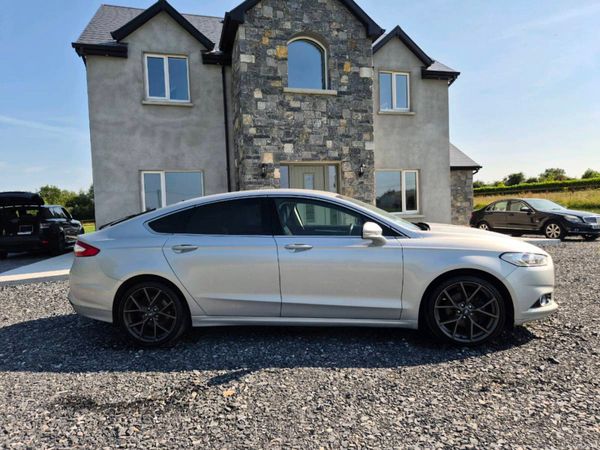 Ford Mondeo Hatchback, Diesel, 2019, Grey
