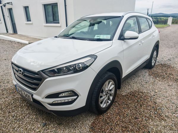 Hyundai Tucson SUV, Diesel, 2016, White