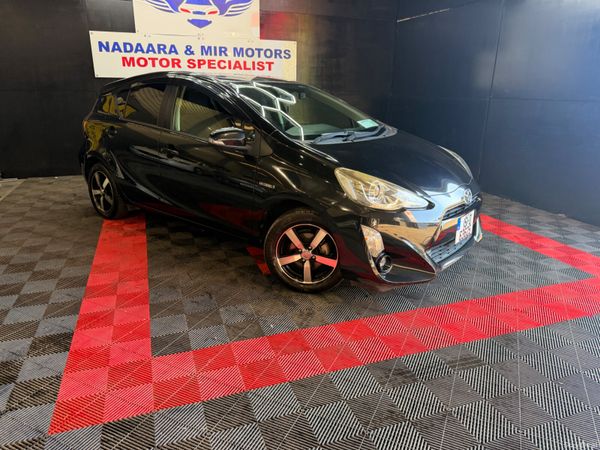 Toyota Aqua Hatchback, Petrol Hybrid, 2015, Black