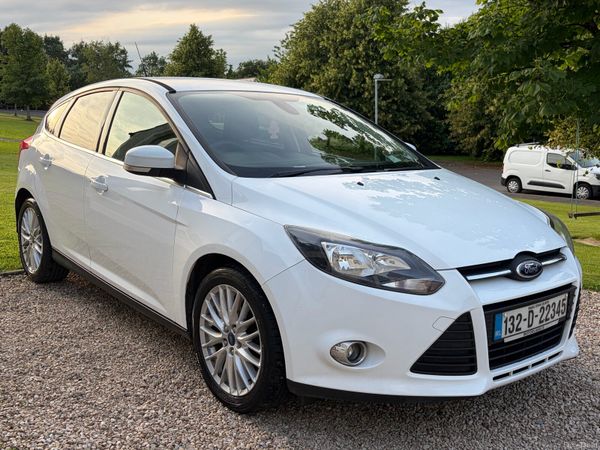 Ford Focus Hatchback, Petrol, 2013, White