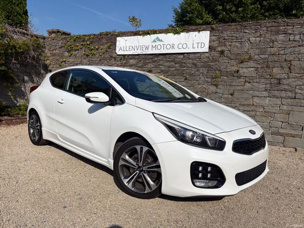 Kia Ceed Hatchback, Diesel, 2017, White