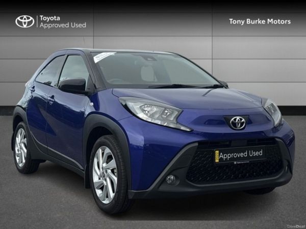 Toyota Aygo SUV, Petrol, 2022, Blue