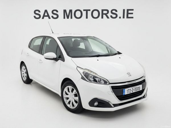Peugeot 208 Hatchback, Petrol, 2017, White