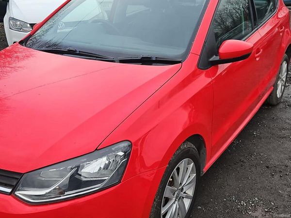 Volkswagen Polo Hatchback, Petrol, 2015, Red