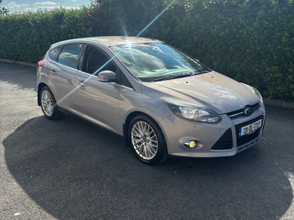 Ford Focus Hatchback, Diesel, 2013, Silver