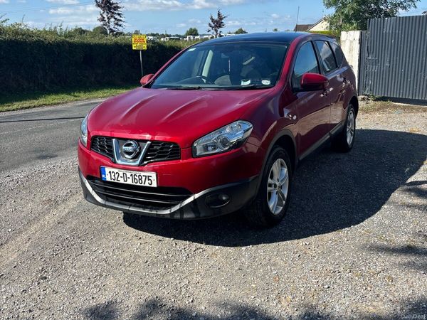 Nissan Qashqai+2 MPV, Diesel, 2013, Red