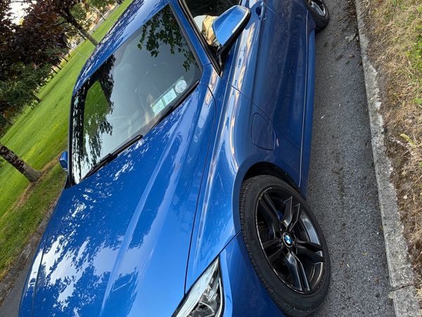BMW 3-Series Saloon, Petrol Plug-in Hybrid, 2018, Blue