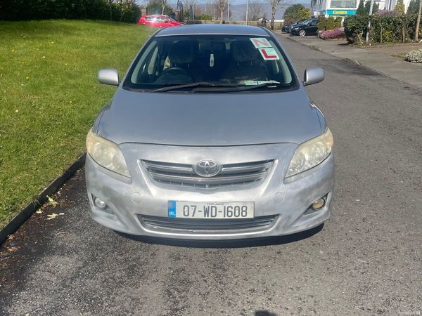 Toyota Corolla Saloon, Petrol, 2007, Silver