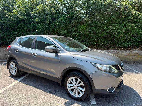 Nissan Qashqai Hatchback, Diesel, 2015, Grey