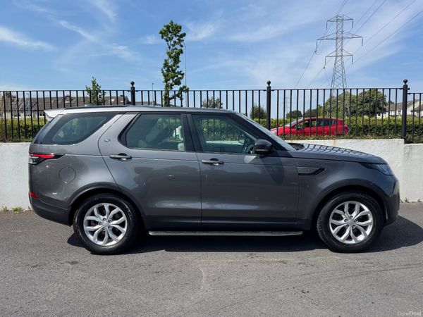 Land Rover Discovery SUV, Diesel, 2018, Grey