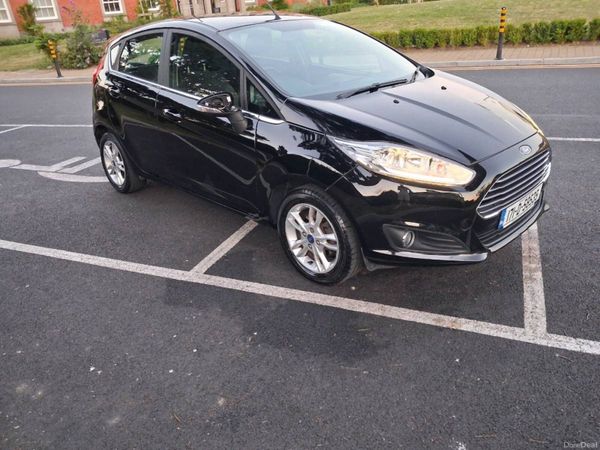 Ford Fiesta Hatchback, Petrol, 2017, Black